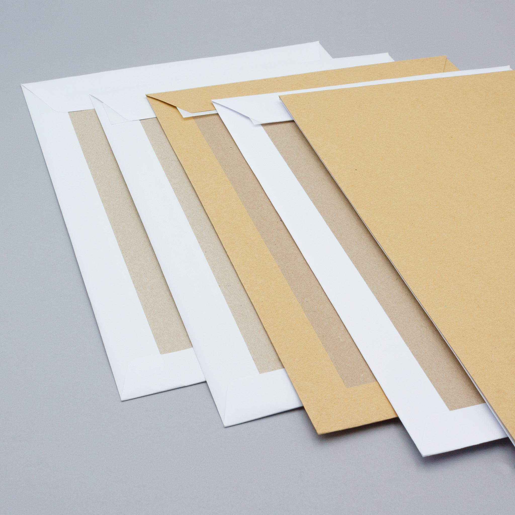 Papprückwandtaschen Papprückwandtaschen